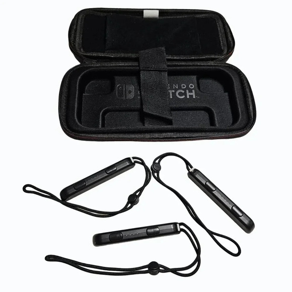 Nintendo Switch MARIO KART Deluxe Travel Case Switch w 3 Joy Con Wrist Straps - Picture 6 of 9